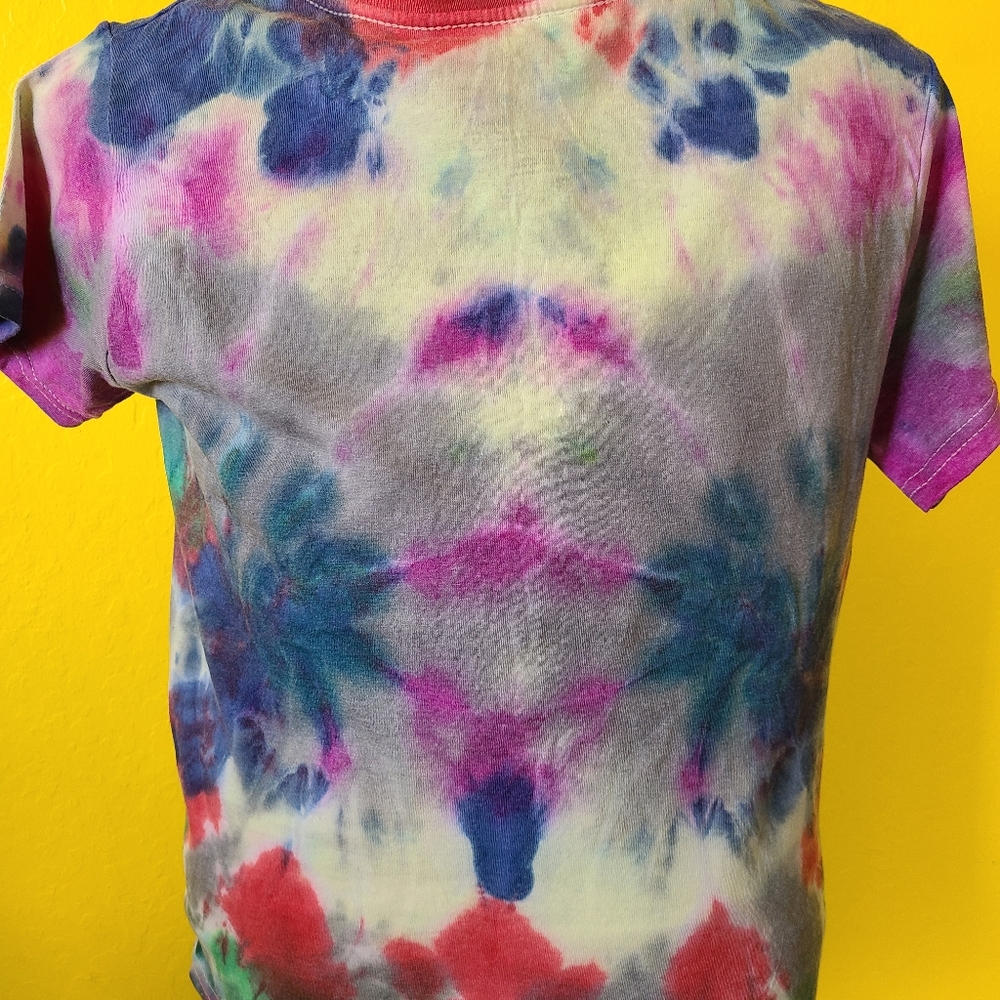 Handmade Tie Dye T-shirt (kids)